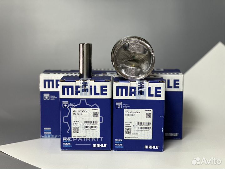 Комплект поршней mahle 0305802 0305902 Volswagen
