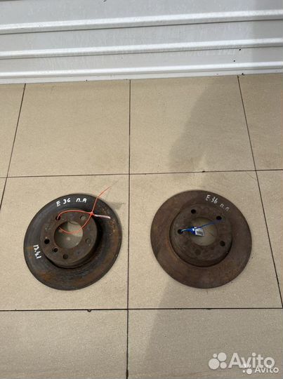 Тормозной диск передний BMW е36
