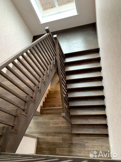 Лестница из дуба