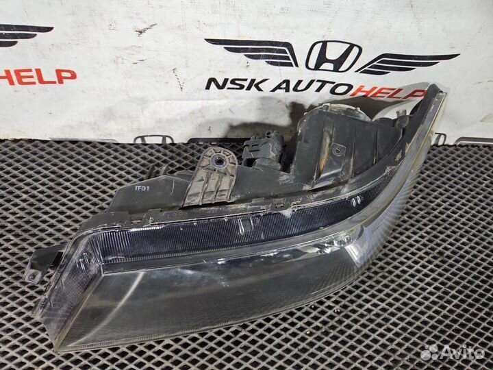 Фара ксеноновая левая Honda Accord CL9 K24A 2007