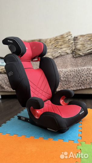 Автомобильное детское Recaro Monza Nova 15-36 кг