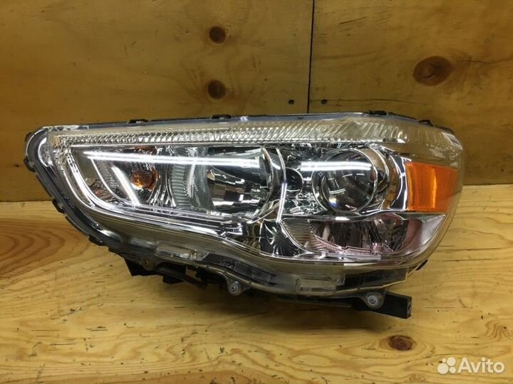 Фара передняя Mitsubishi Rvr GA4W 4J10 2013
