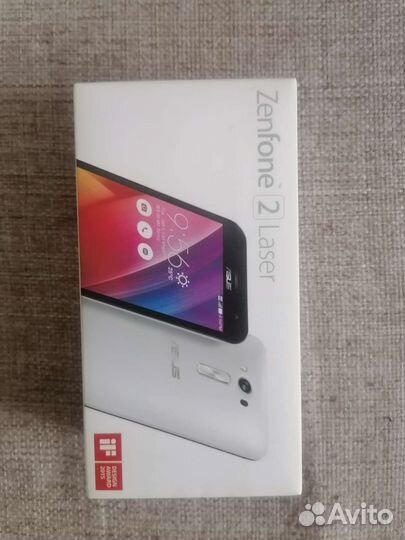 Телефон Asus Zenfone 2 550kl