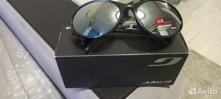 Солнцезащитные очки Julbo