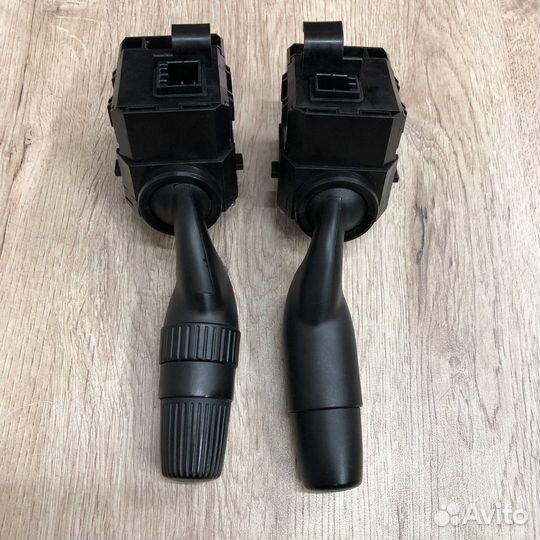 Подрулевые переключатели Honda Civic 4d 2008