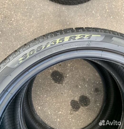 Pirelli Scorpion Winter 305/35 R21 109V