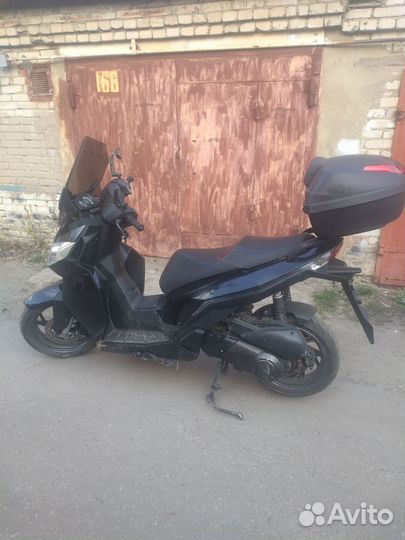 Макси скутер stels zion