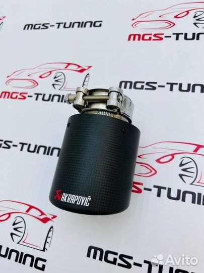 Насадка Akrapovic classic карбон одинарная 102 мм