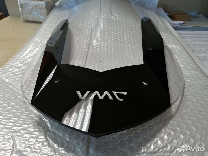 Стекло лобовое (ветровое, обтекатель) Vento MAX