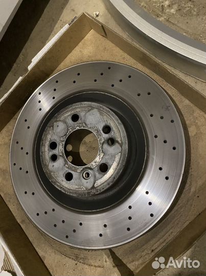 Суппорт тормозной передний Mercedes ML Gl GLE GLS