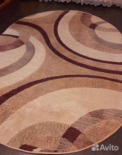 Ковер овальный, мало б/у