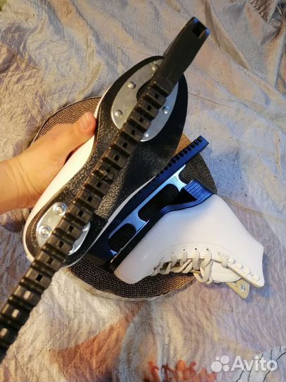 Коньки фигурные детские 34 размер