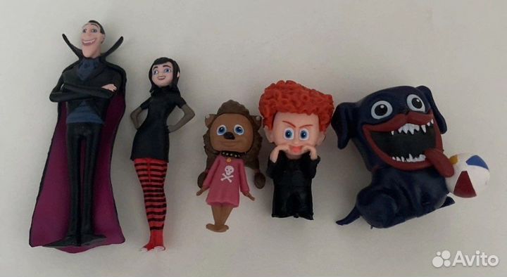 Серия Монстры на каникулах из пакетиков