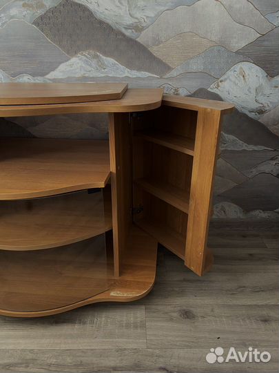 Тумба под телевизор