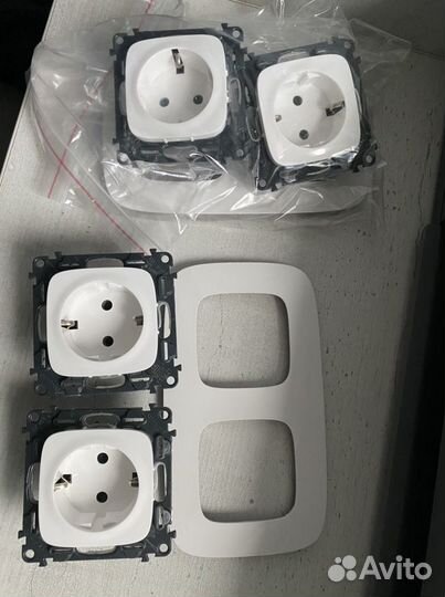 Розетки 4шт