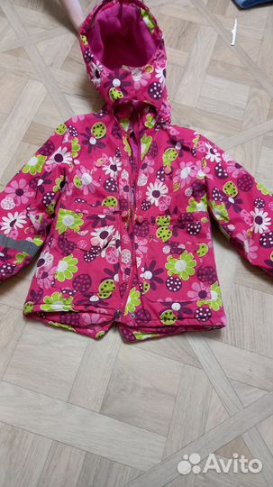 Куртка на девочку 4-6 лет