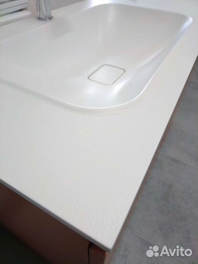 Тумба с раковиной для ванной