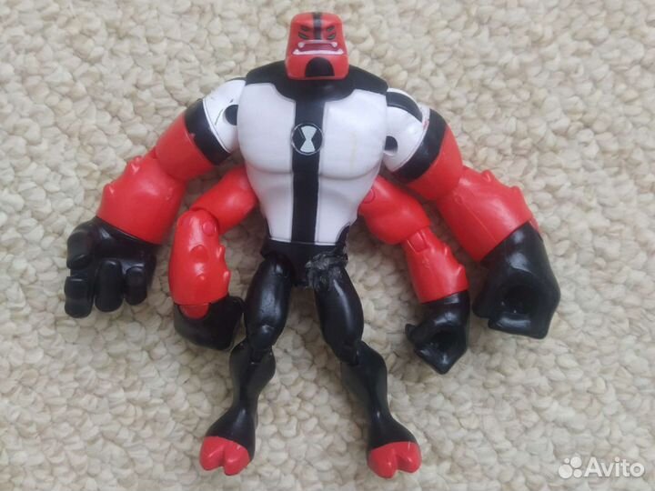 Игрушки Бен 10