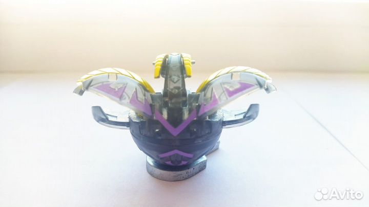 Bakugan бакуган Persival darkus crystal 450G