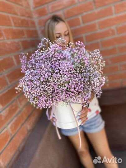 Доставка цветов и букетов