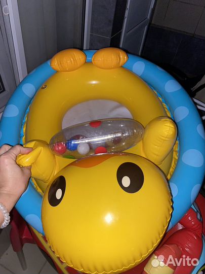 Надувной детский круг и вещи пакетом