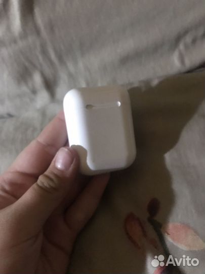 Беспроводные наушники airpods бу