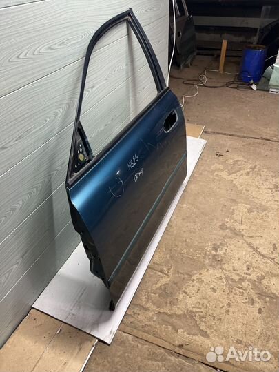 Дверь передняя левая Mazda 626 97-02г