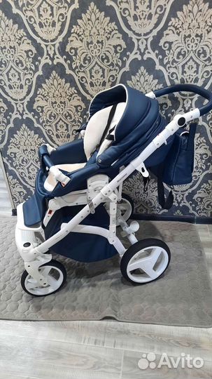 Коляска 2 в 1 adamex