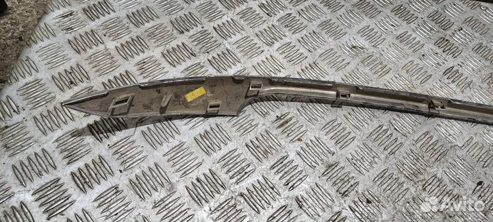 Молдинг бампера Kaptur (2016) зад б\у (арт. 858328468R)