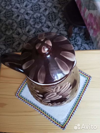 Кувшин с крышкой