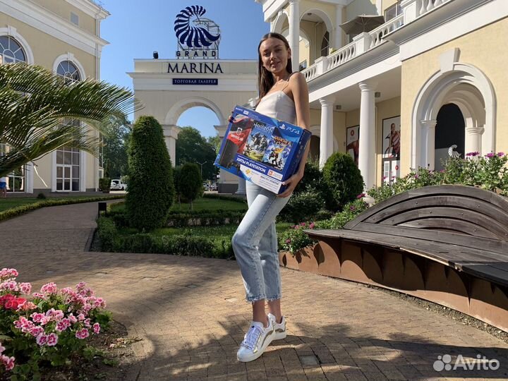 Sony playstation 4 slim New