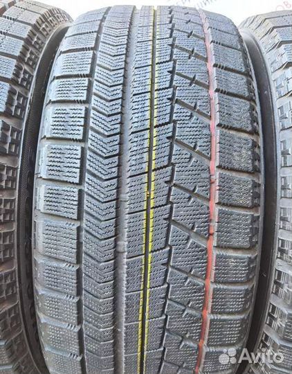 Bridgestone Blizzak VRX 245/50 R18 101T