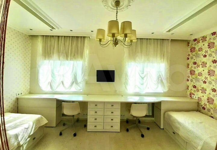 Комната 17 м² в 3-к., 2/8 эт.