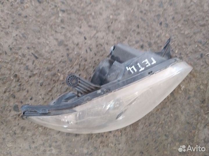 Фара правая Hyundai Getz 1