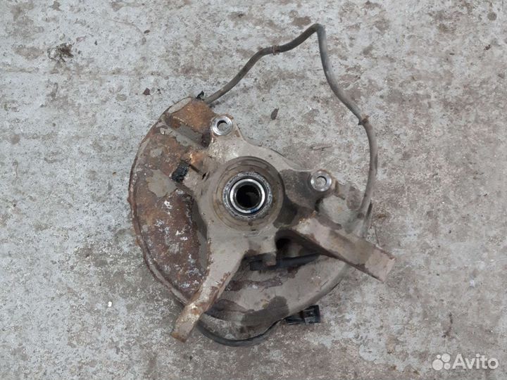 Поворотный кулак mitsubishi lancer 9