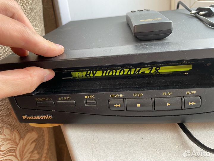 Видеомагнитофон panasonic