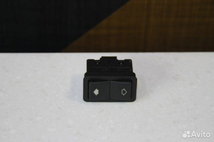 Кнопка стеклоподъемника Bmw 528I E39 M52TU 1999