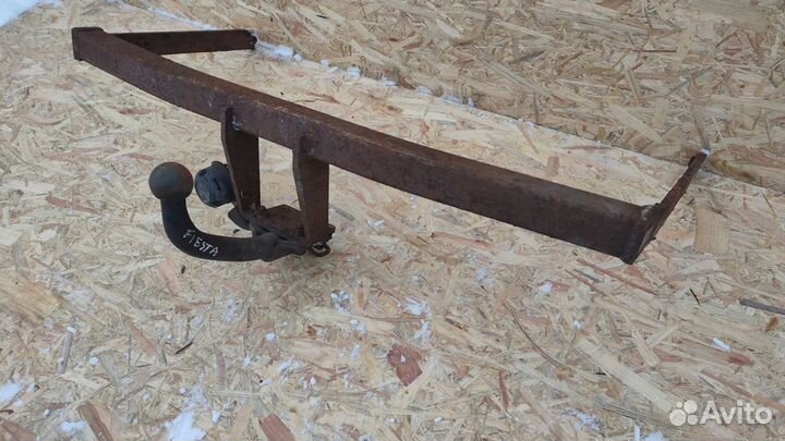 Фаркоп Ford Fiesta 5