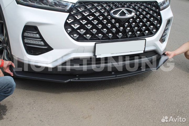 Сплиттер универсальный тюнинг стиль 2