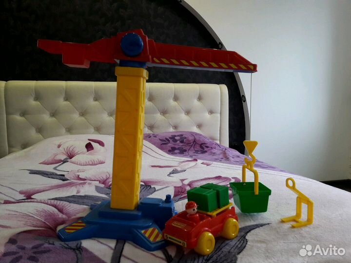 Кран башенный + автомобиль