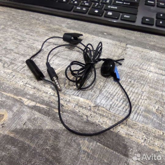 Гарнитура от PS 4 оригинальная
