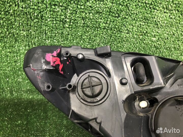 Фара передняя левая Peugeot 308 рест