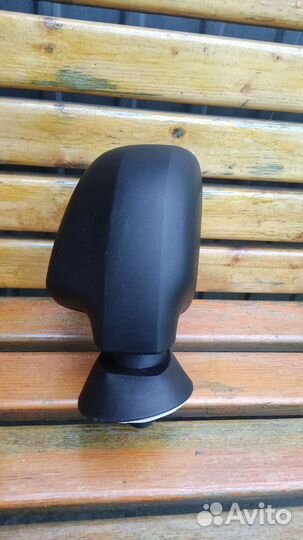 Боковое зеркало на renault logan