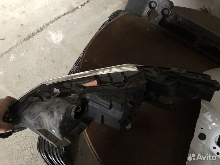 Передние фары Камри 70 75