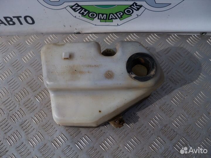 Бачок омывателя Volkswagen Transporter T3