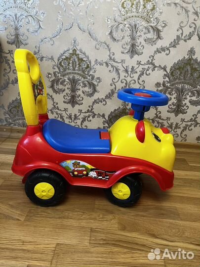 Машина каталка толокар