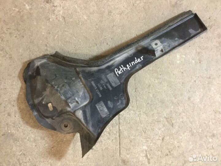 Накладка под жабо Nissan Pathfinder R51M 2004-2013