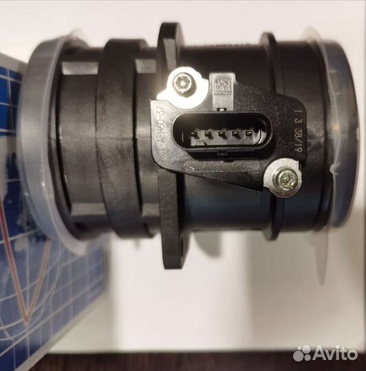 Датчик расхода воздуха VAG. Новый