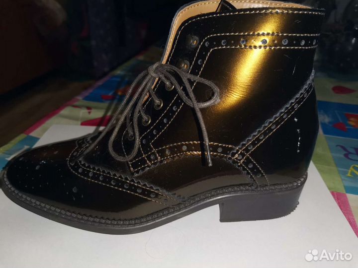 Полуботинки женские 37 размер