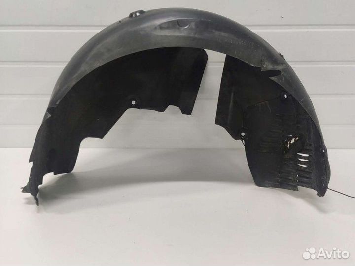 Подкрылок Mercedes E W211